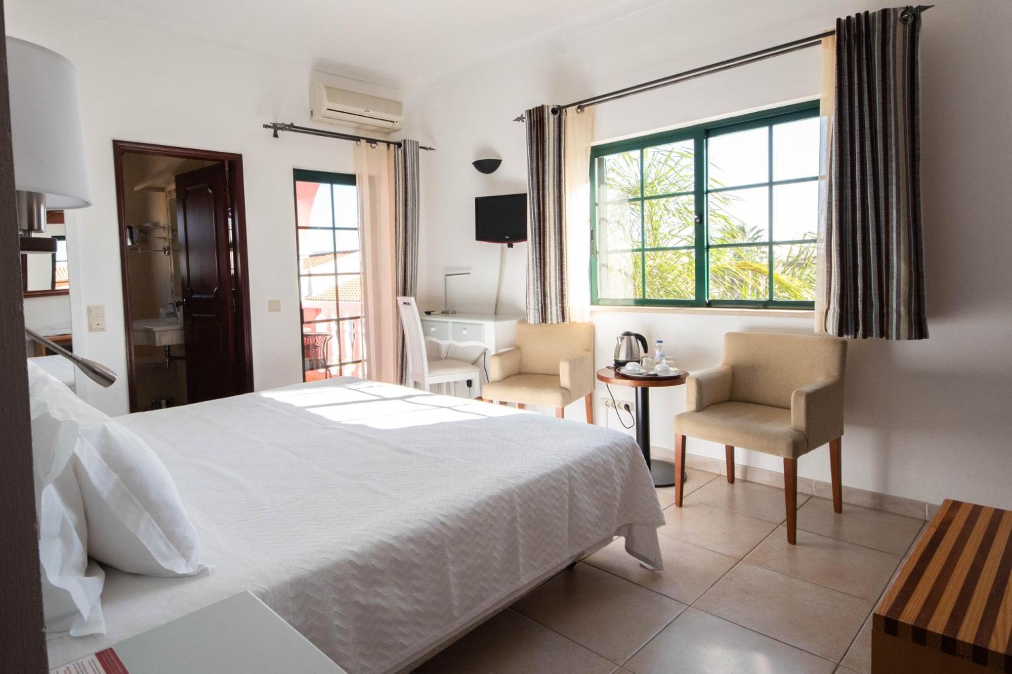 Solar De Mos Hotel Lagos Luaran gambar